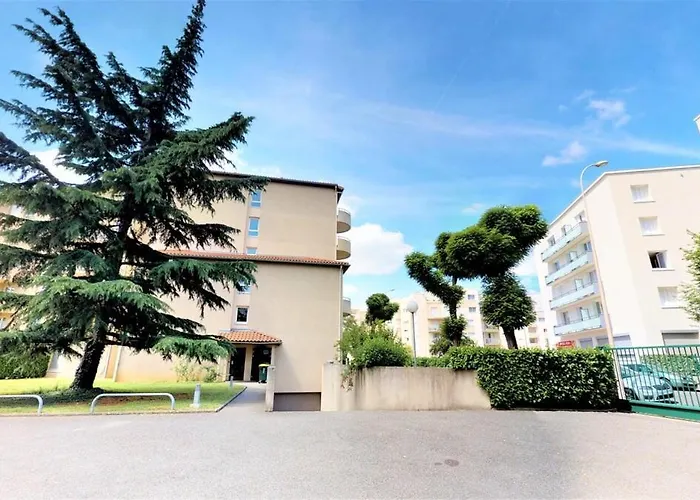 Grange Blanche 1 *